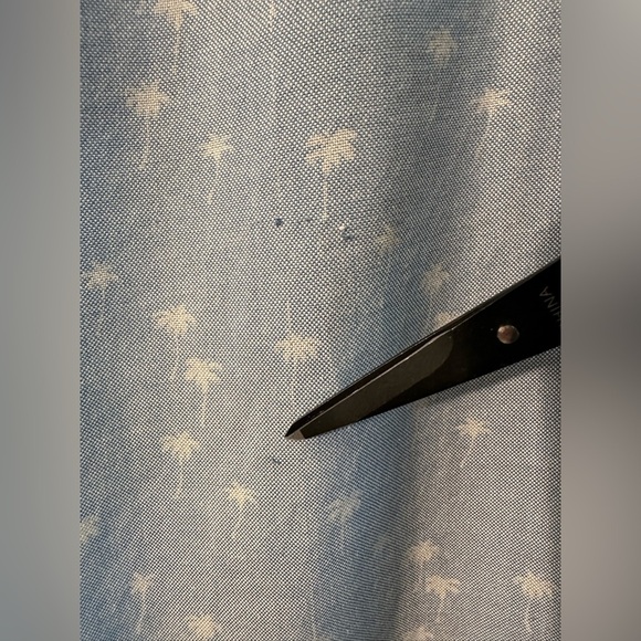 TOMMY BAHAMA Men’s 1XB 100% Silk Light Blue Palm Tree Button Up Short Sleeve - Picture 14 of 15